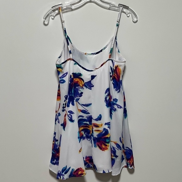 Show Me Your Mumu Bella Flirty fun Petal Paint spaghetti straps
flowy tank Dress - Picture 5 of 13